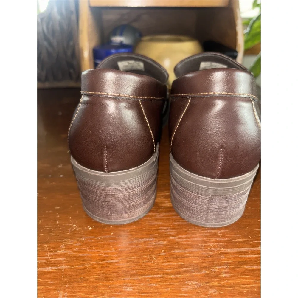 Eastland Holly Penny Loafer Brown Platform Block Heel Size 8.5 - Picture 3 of 7